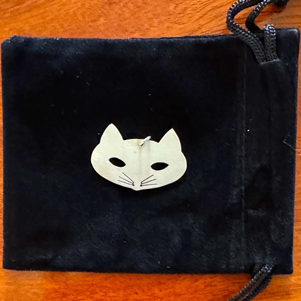 Unique Cat 🐱 Charm for Necklace